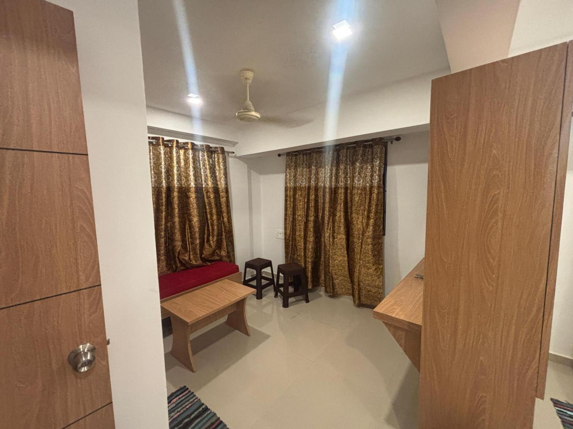 Classic Comfort Lodge Mangalore Bagian luar foto